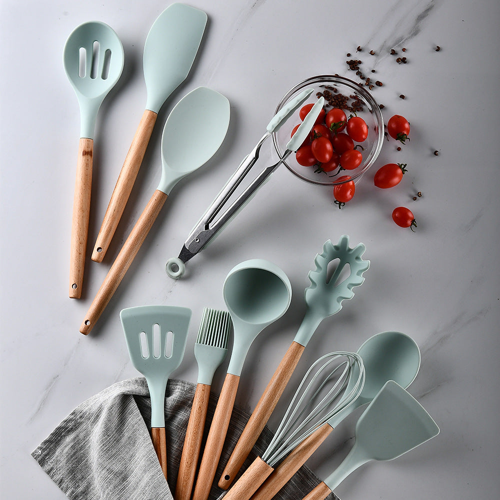 Utensilios de cocina de silicona con mango de madera